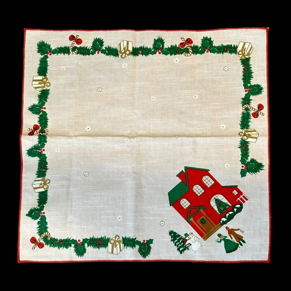 (1) Christmas House‎ Garland Presents Cloth Square Napkin Replacement Vintage